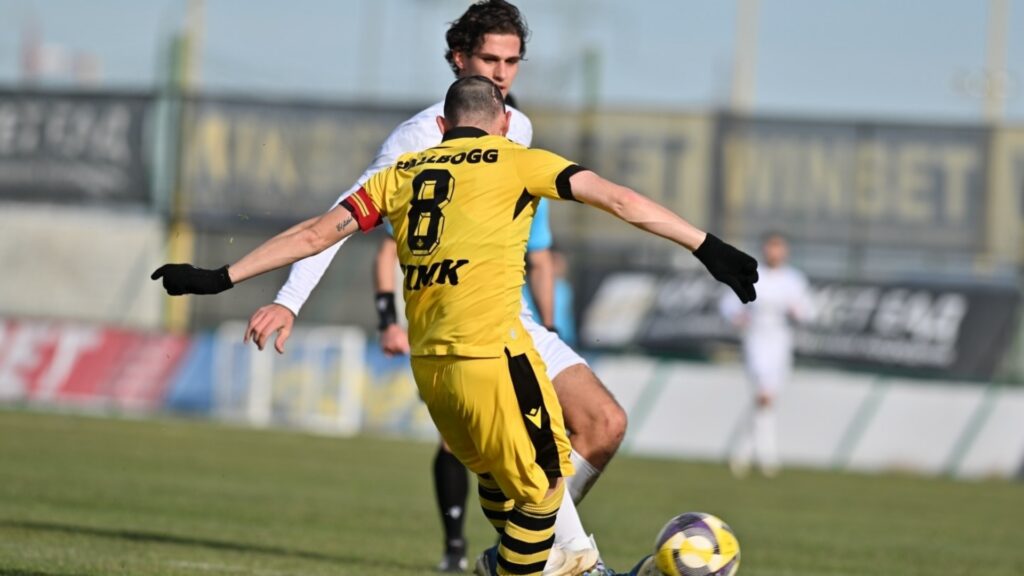 Българският футбол в контролни ритми: Красив гол на Неделев, драматични равенства и варненско дерби