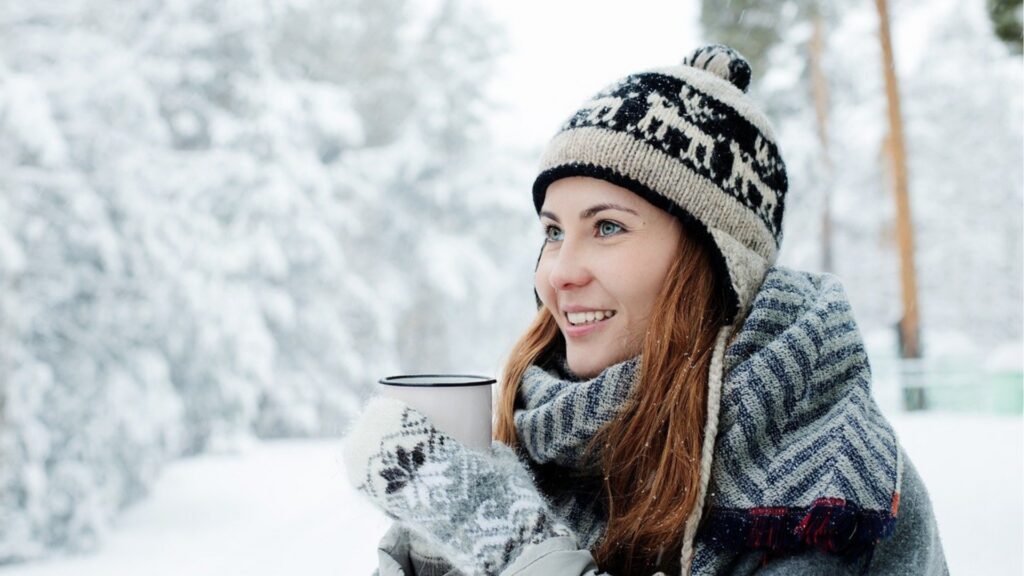 България под влиянието на циклон: Обилни валежи и гръмотевици в четвъртък